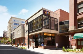 Located in an urban setting, customers enjoy great views of Riverfront Park and a feeling of being integral to the site.
