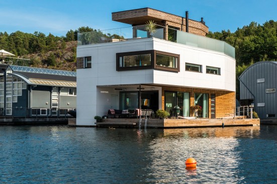 Villa W by Timo Urala, Bluet Ltd, Marinetek Group