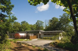 Entry Court