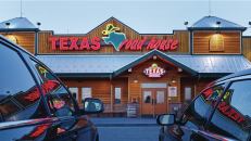 A Texas Roadhouse in Bradley, Ill., designed by GreenbergFarrow.