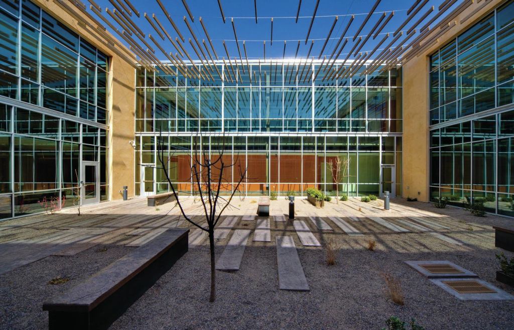 Eleven 61-foot-long, ¼-inch-diameter stainless-steel cables support the slats. Supplied by Landmann Wire Rope Products, the cables hang in shallow catenary arches across the center of the 59-foot-long span. “We didn’t want the cables so taut that they didn’t have a little gracefulness,” Speck says.