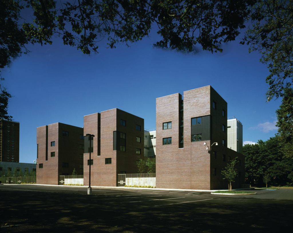 Pratt Institute's Stabile Hall in New York's Brooklyn borough breaks student housing into massing that reflects the scale of its surrounding neighborhood.