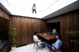 Image via 

















Atelier Tekuto Co.