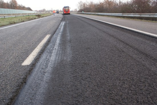 Self healing asphalt contains small steelwool fibers that can be heated with induction energy to seal microcracks, extending the service life of the road.