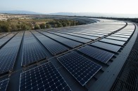 Apple’s new headquarters in Cupertino is powered by 100 percent renewable energy, in part from a 17-megawatt onsite rooftop solar installation.