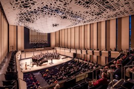 LMN leveraged its in-house fabrication capabilities to show how stage lighting, house lighting, acoustics, AV, and fire protection could combine at the Voxman music building at the University of Iowa.