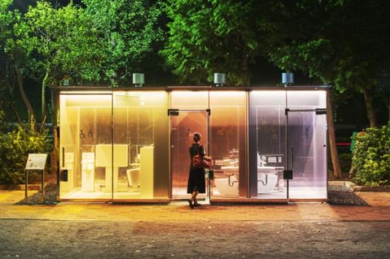 Yoyogi Fukamachi Mini Park toilet, designed by Shigeru Ban
