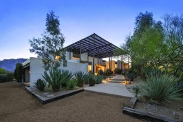 At press time, Judith Chafee’s landmark Ramada House (1971, above) in Tucson, Ariz., was for sale.