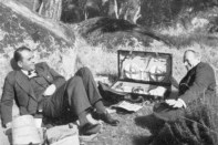 Albert Speer and Walter Brugmann picnicking and drinking on their way to Toledo, Spain, 1941