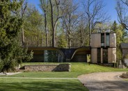 Fold House in southern Ontario, designed by Partisans