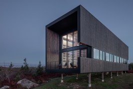 Back Bay Studio in Terence Bay by Peter Braithwaite Studio.