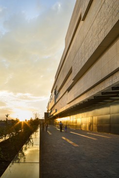 Cosmopol by Migdal Arquitectos
