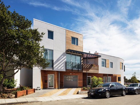 Oakmore Townhomes West