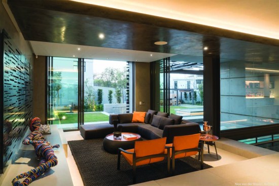 Formal Lounge