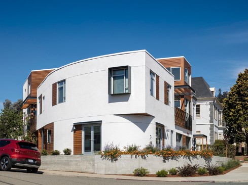 Oakmore Townhomes West