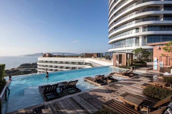 Infinity-Edge Sky Pool