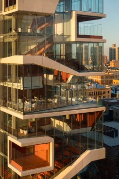 Columbia University Roy and Diana Vagelos Education Center, Facade detail