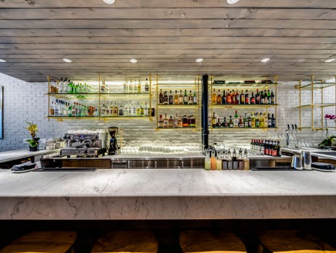 Bar 2