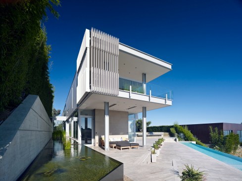 Custom-designed Vertical Louvers and Manicured Landscape