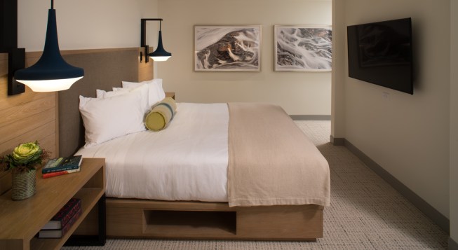Suite Bedroom