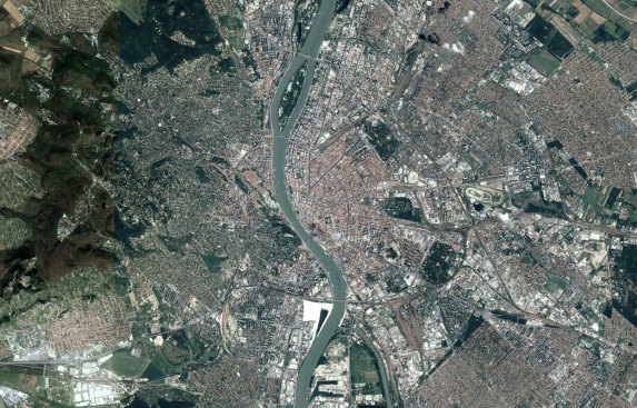 BUDAPART MASTERPLAN IS LOCATED IN CENTRAL BUDAPEST BY THE DANUBE RIVER FRONT