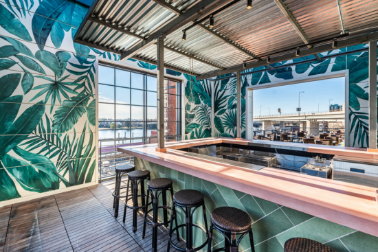 Interior, Tiki bar