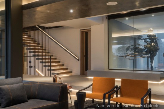 Formal Lounge and entrance area