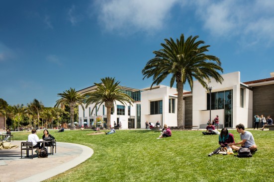 Exterior, Outdoor Seating