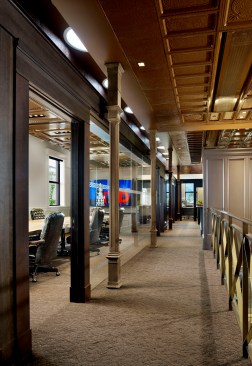 Flexible, ground floor meeting room