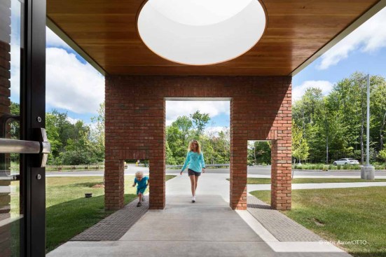 Project: The Temple-Tifereth Israel
Architect: Centerbrook Architects and Planners
Location: Beachwood, OH.