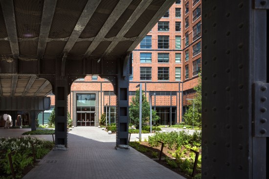 2014A46, Location: New York NY, Architect: Robert A M Stern Architects
