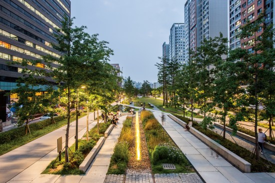 The Gyeongui Line Forest Walkway in Seoul, South Korea