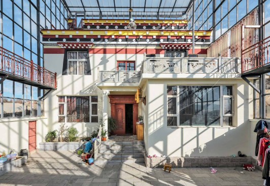 John Lin, "The Seasonal House," 2019. From the 2021 individual grant to John Lin for "Renovation Toolbox: A guided tour of innovative houses by self-builders in rural China"