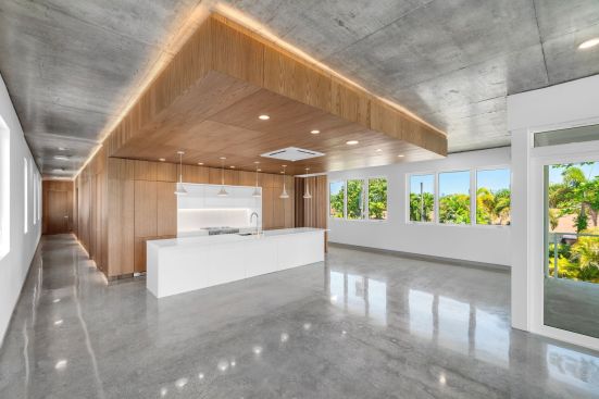 CM1 introduces an innovative construction method that prioritizes the use of resilient and sustainable materials including removable paneled walls, non-toxic finishes, elevated floor slabs, solar power and accessible plumbing.