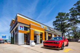 After. Using ALPOLIC’s metal composite materials in a timber finish brought a modern, sleek look to this location’s brand refresh. By retrofitting the exterior application, the Brillante Group was able to deliver a completely new look for the center without requiring extended down time.