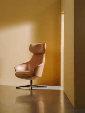 Andreu World Calma lounge chair.