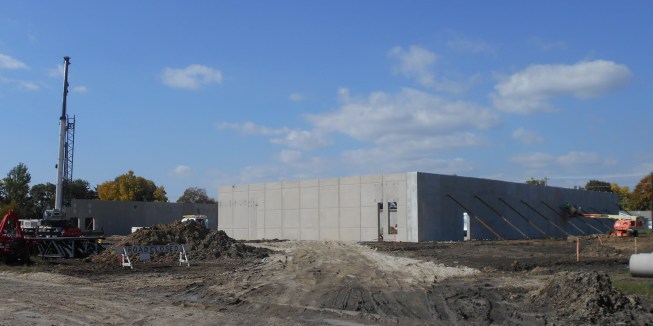 Experienced crews and better engineering insure that Fabcon walls go up fast making room for other subcontractors to get to work quicker.