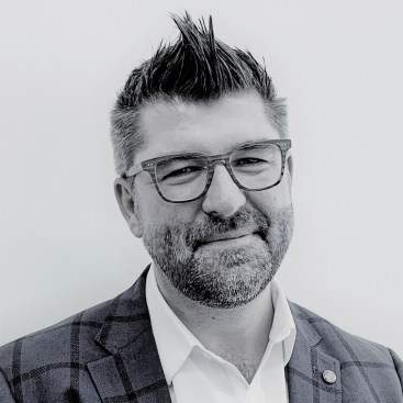 Ian Reves, AIA