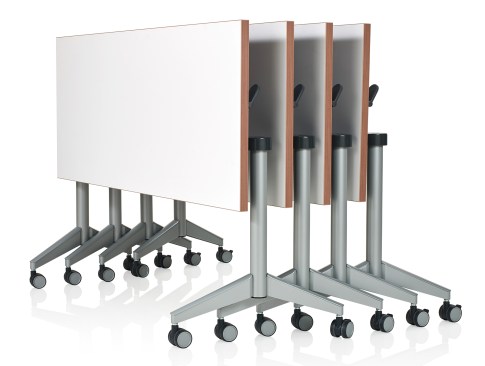 Pirouette table, by KI