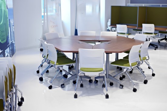 KI's Pirouette tables