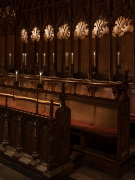 For the Quire, Speirs + Major created a bespoke stall-mounted luminaire—a modern interpretation of a candle.