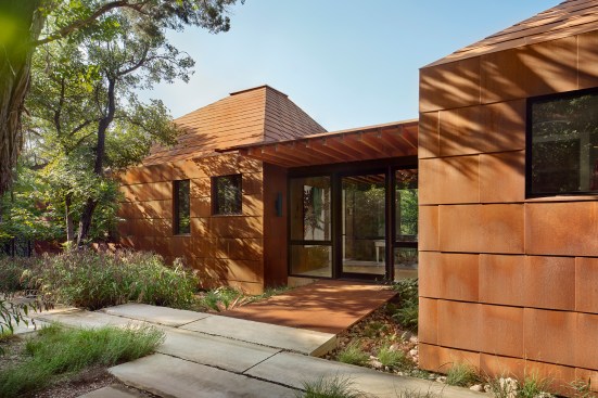 River Bend Residence. New Braunfels, Texas. Lake|Flato