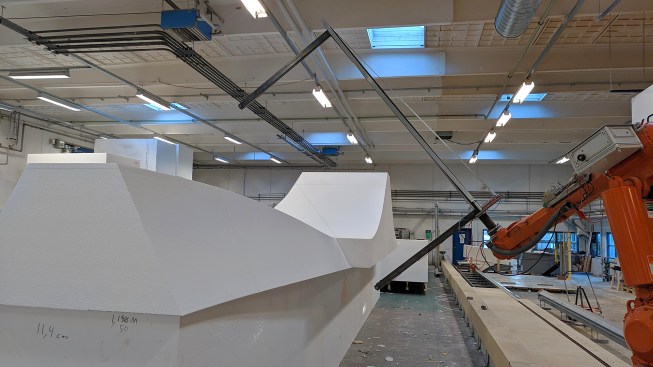 SOM and Odico used robotics to shape the EPS formwork