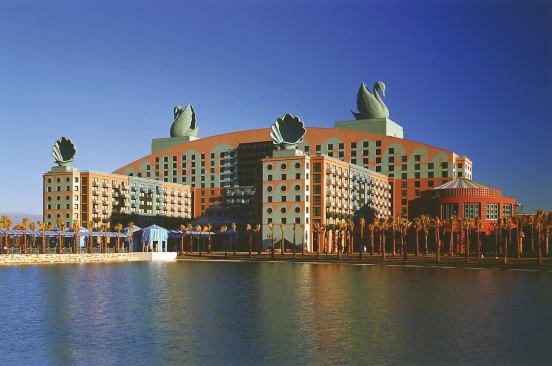 The Swan Hotel.