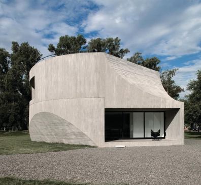 View House in Rosario, Argentina, completed in 2009, makes use of natural light and passive ventilation to minimize the need for mechanical systems. 