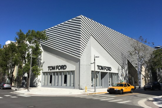 Aranda/Lasch designed the façade for the Tom Ford store.
