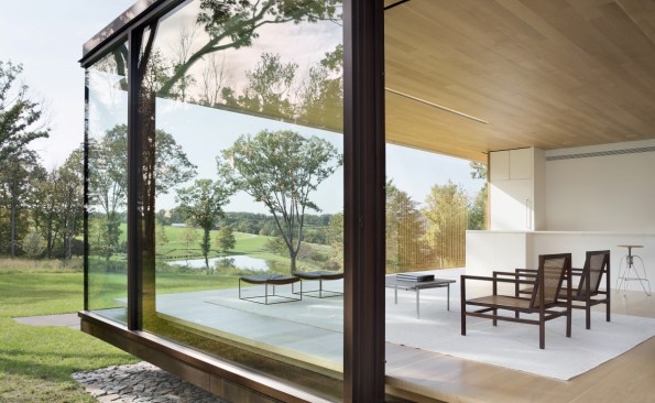 The LM Guest House in Dutchess County, N.Y., by Desai Chia Architecture. Photo by Paul Warchol.